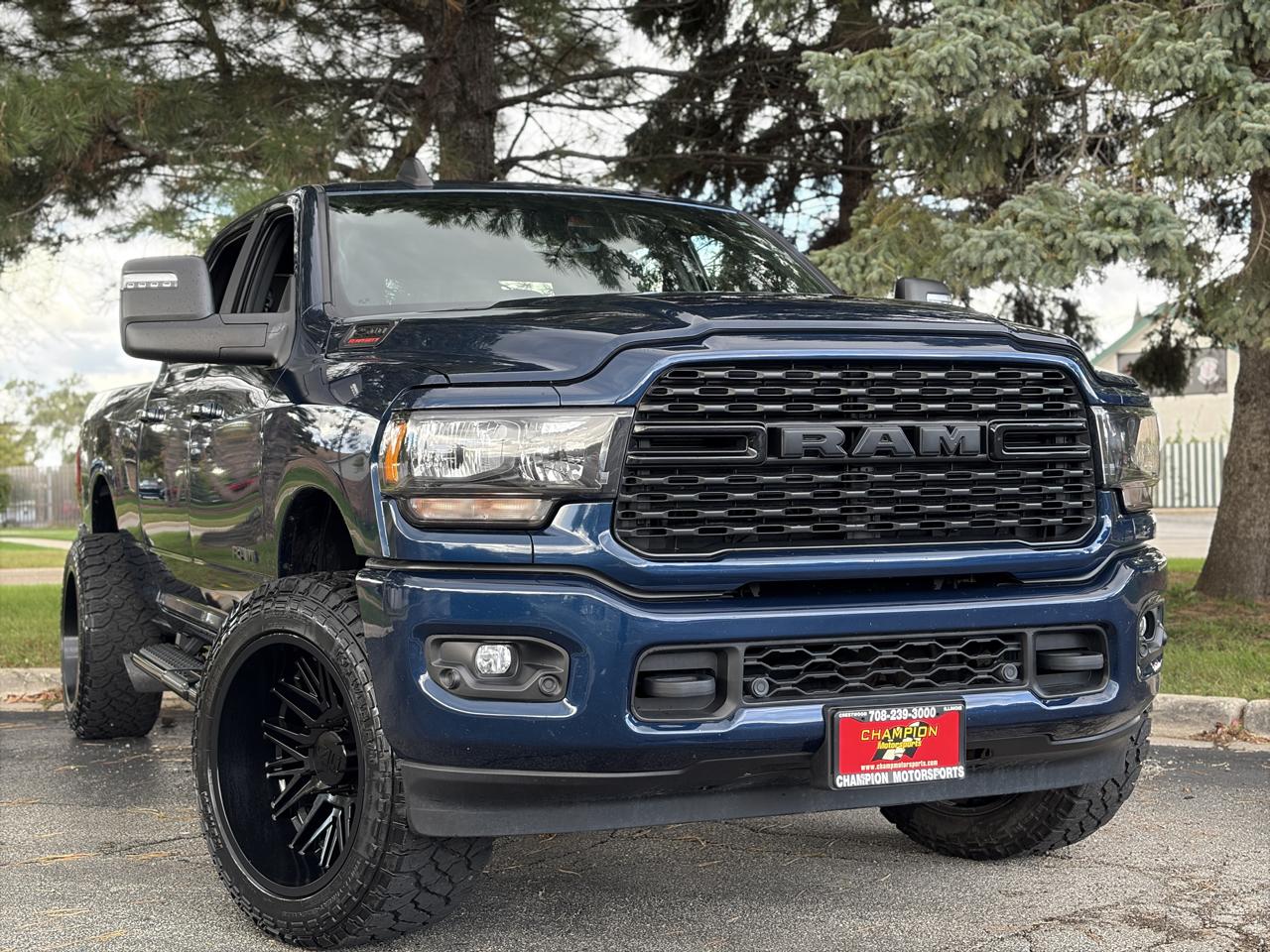 RAM 2500 Big Horn 4x4 Crew Cab 6'4" Box 2024
