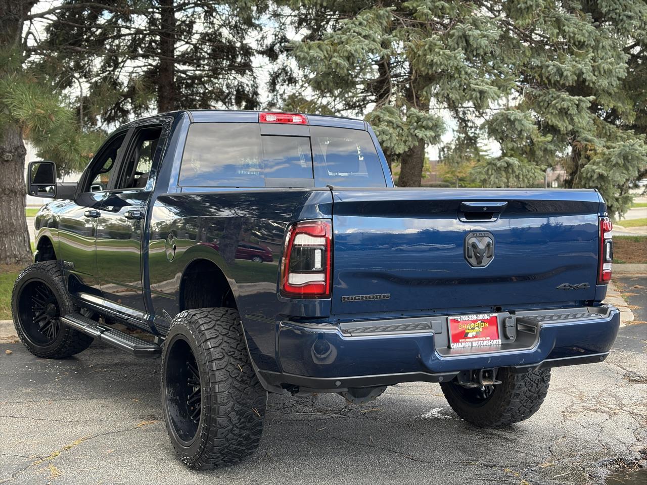 RAM 2500 Big Horn 4x4 Crew Cab 6'4" Box 2024
