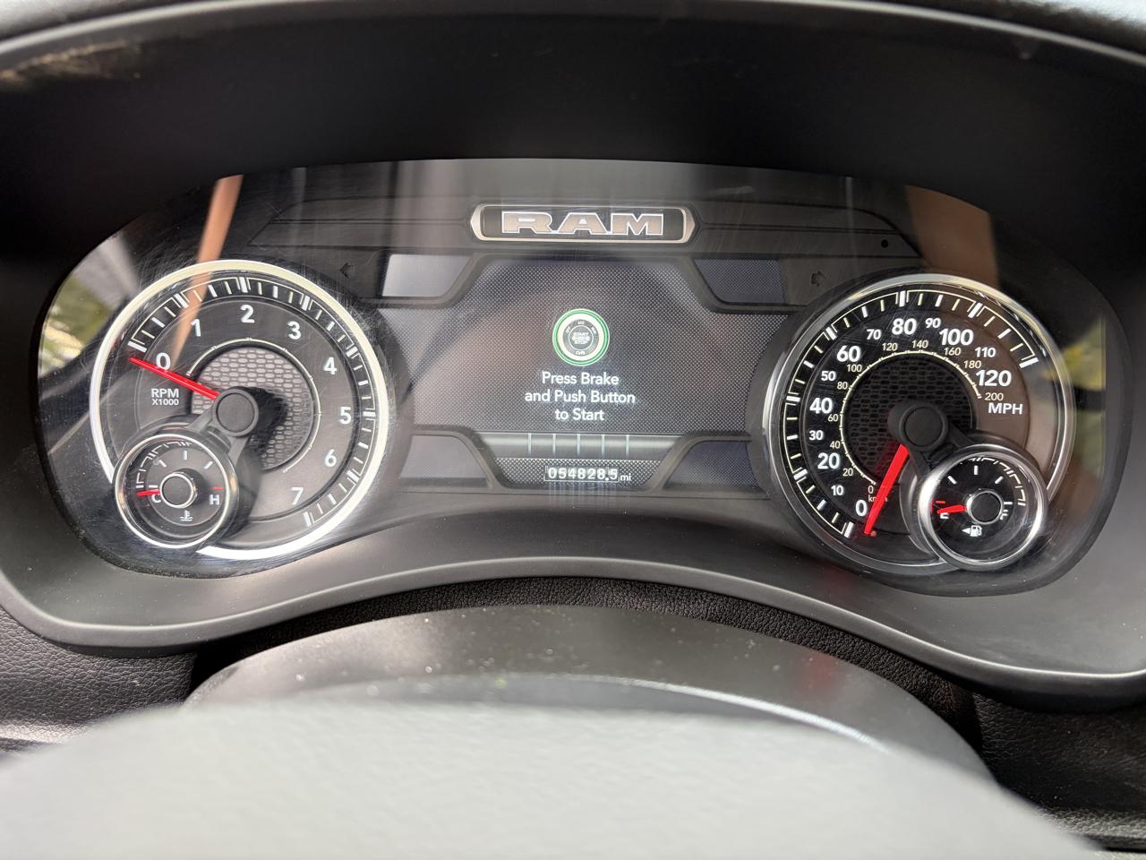 RAM 2500 Big Horn 4x4 Crew Cab 6'4" Box 2024