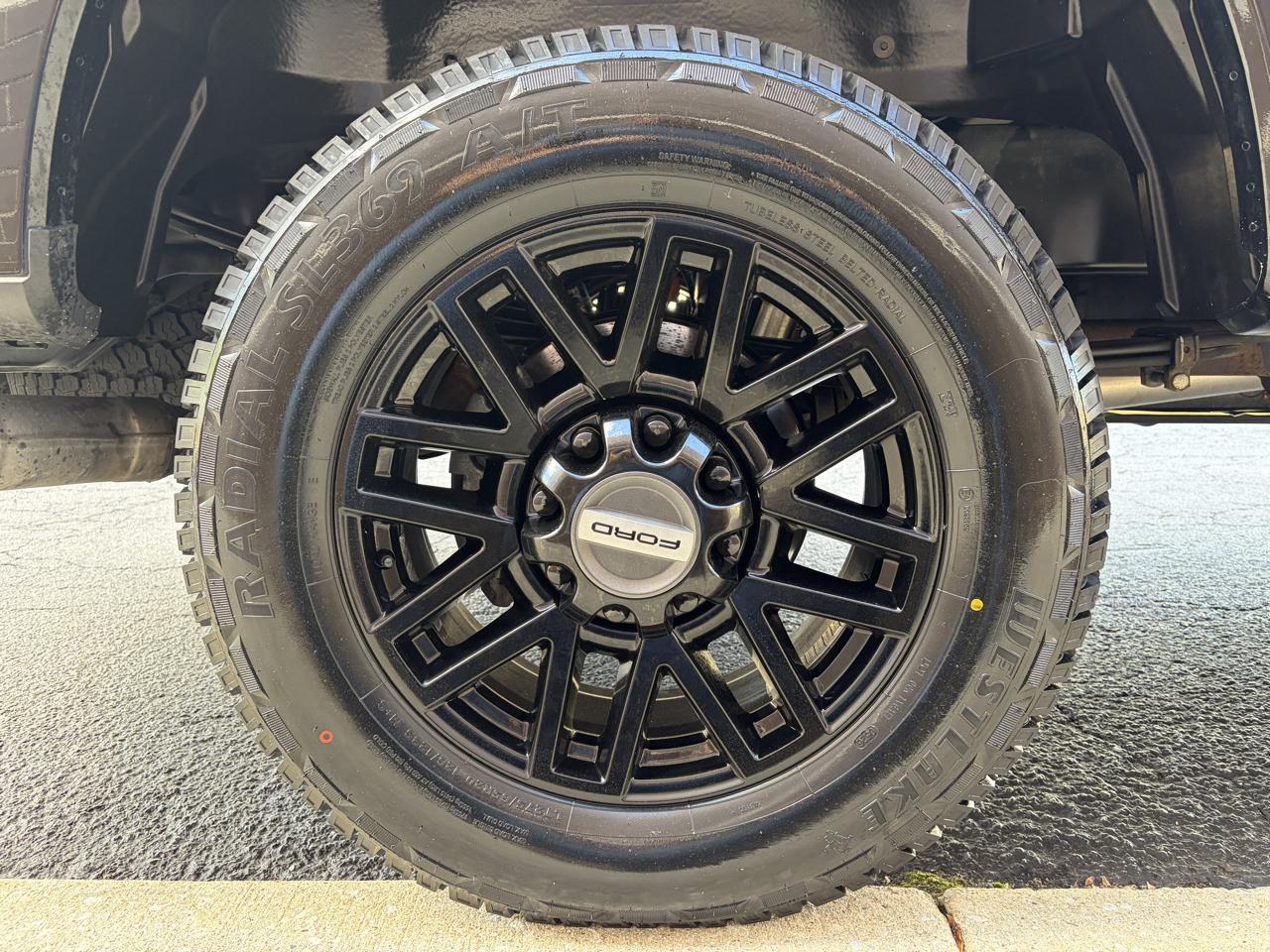 Ford Super Duty F-250 SRW Platinum 4WD Crew Cab 6.75' Box 2022