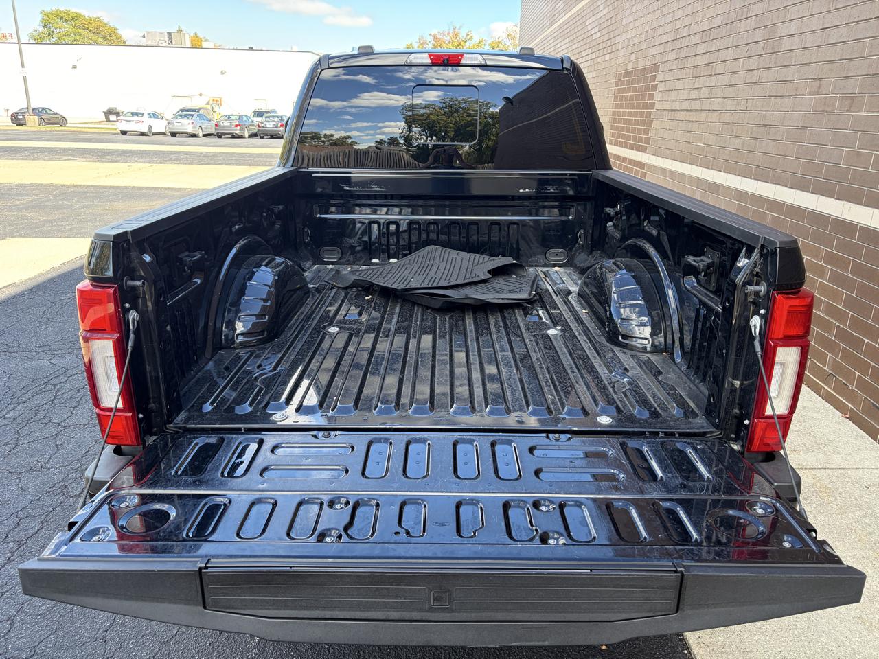 Ford Super Duty F-250 SRW Platinum 4WD Crew Cab 6.75' Box 2022
