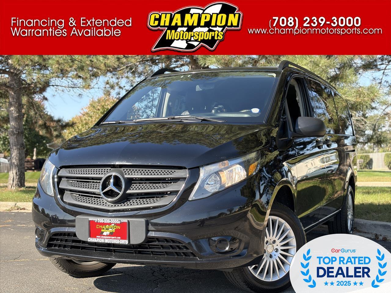 Mercedes-Benz Metris Passenger Van Standard Roof 126" Wheelbase 2018