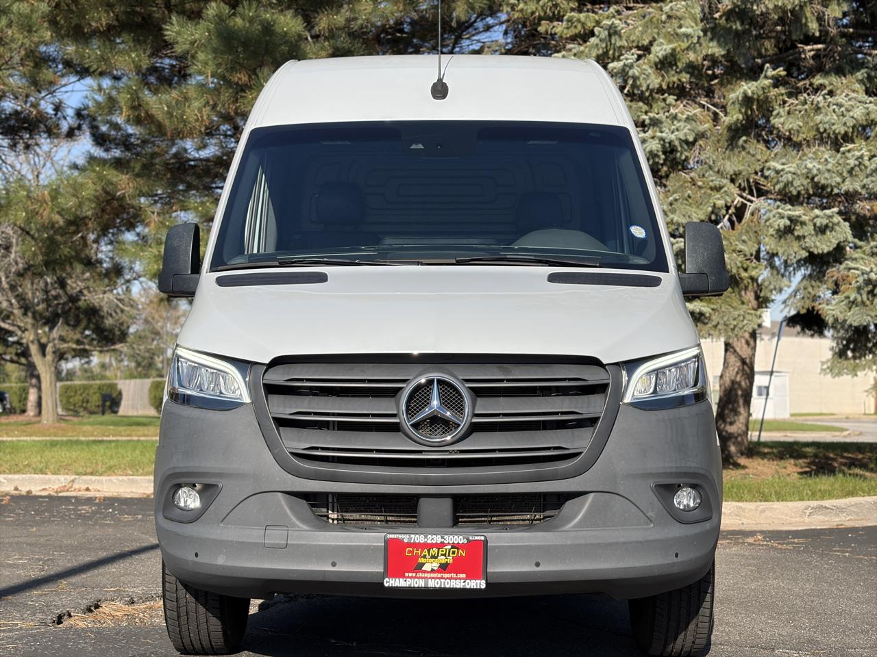 Mercedes-Benz Sprinter Van 2500 High Roof I4 Diesel HO 170" RWD 2024