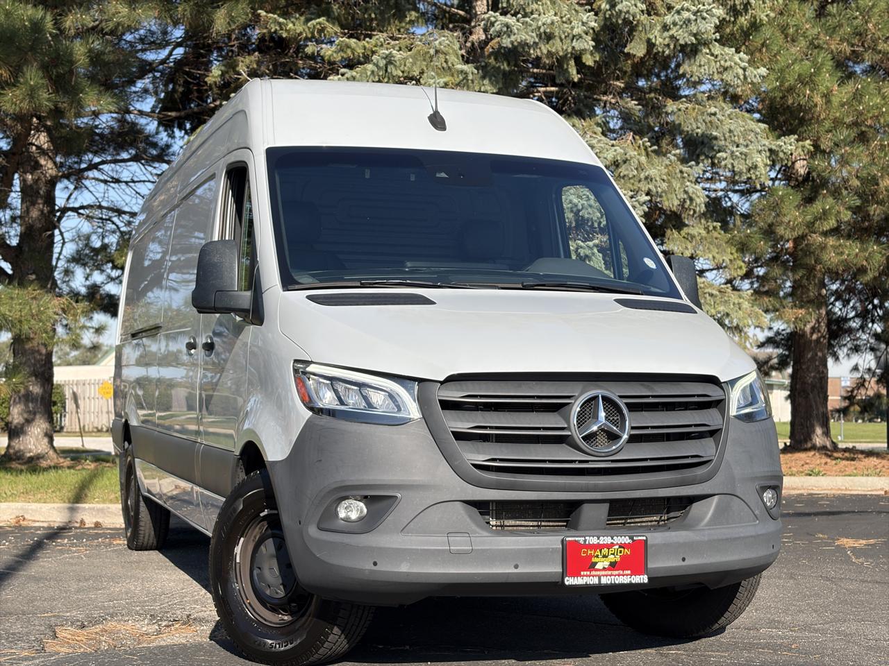 Mercedes-Benz Sprinter Van 2500 High Roof I4 Diesel HO 170" RWD 2024