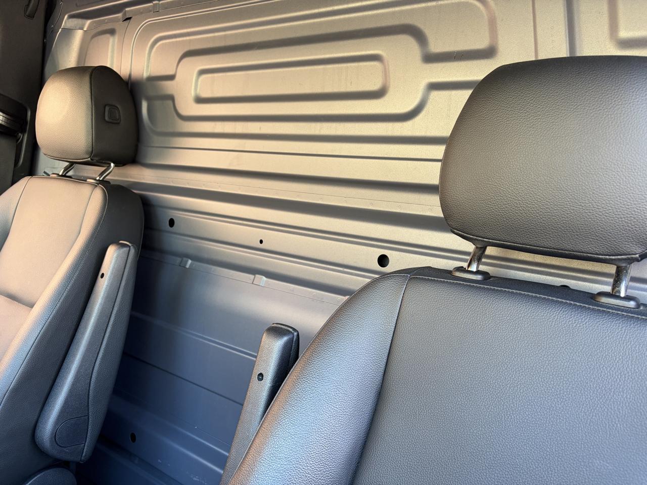 Mercedes-Benz Sprinter Van 2500 High Roof I4 Diesel HO 170" RWD 2024