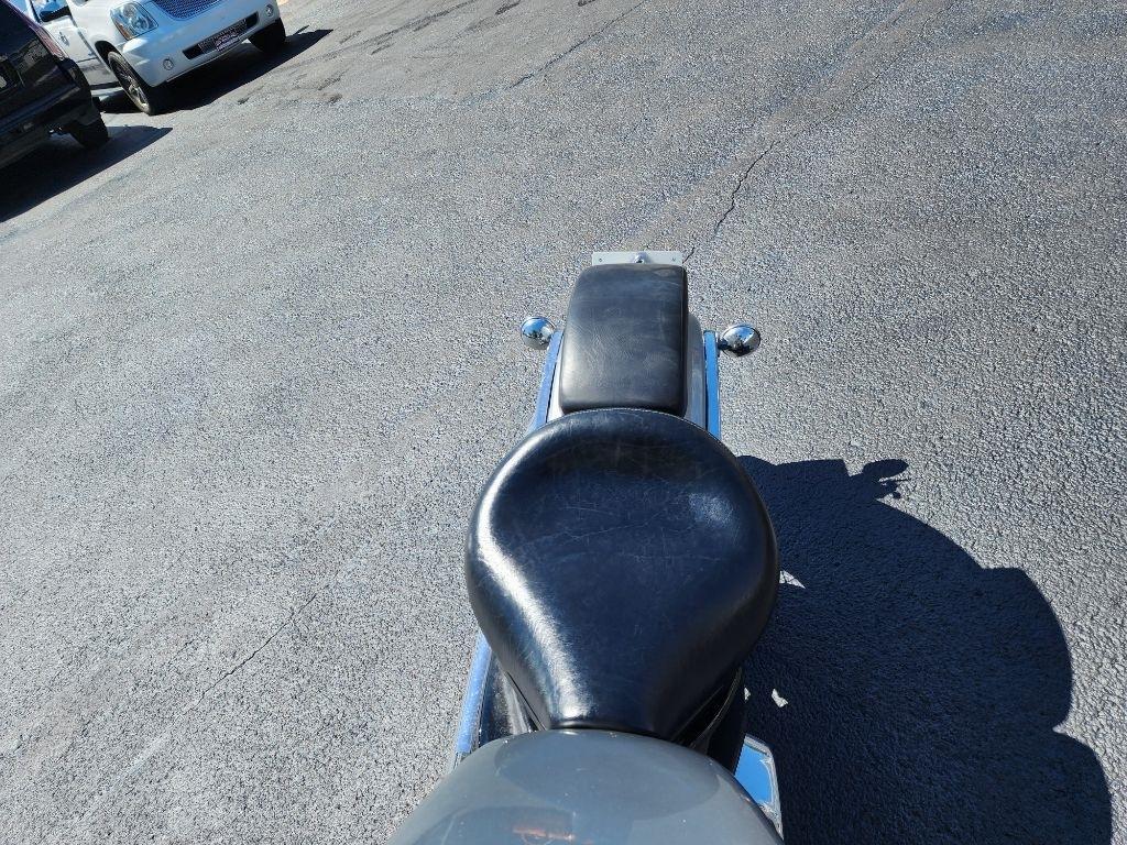 Yamaha XVS650  2004