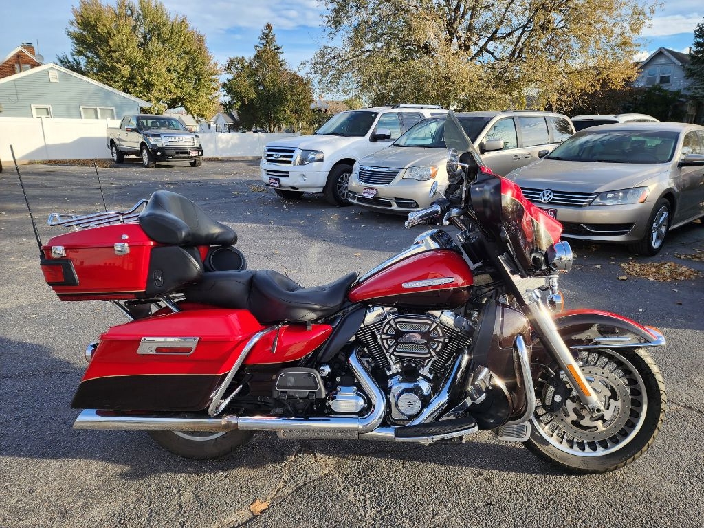 Harley-Davidson FLHTK  2011 Harley-Davidson FLHTK  2011