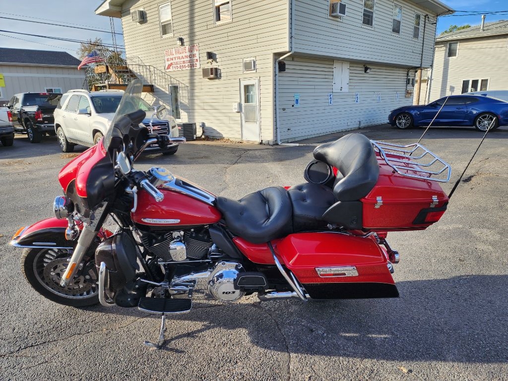 Harley-Davidson FLHTK  2011 Harley-Davidson FLHTK  2011