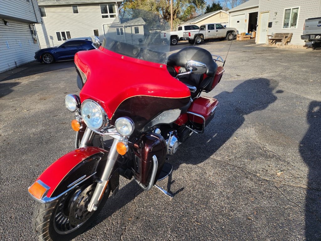 Harley-Davidson FLHTK  2011 Harley-Davidson FLHTK  2011