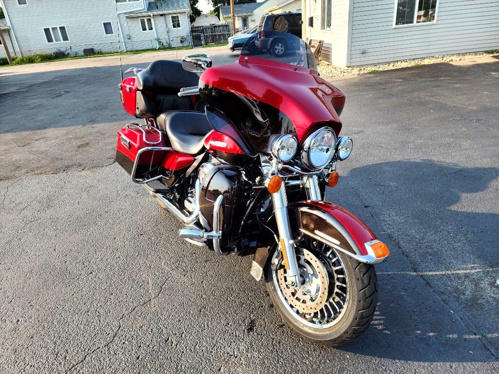 2013 Harley-Davidson FLHTK 