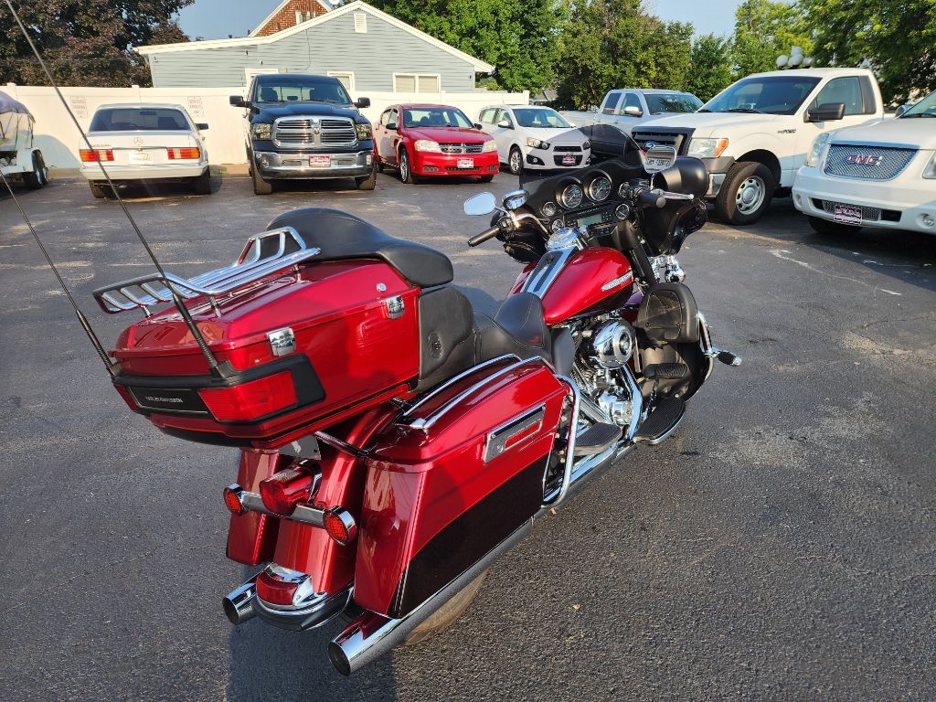 Harley-Davidson FLHTK  2013 Harley-Davidson FLHTK  2013