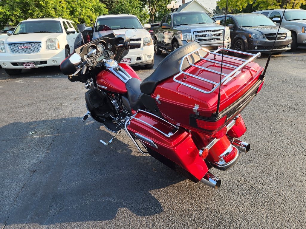 Harley-Davidson FLHTK  2013 Harley-Davidson FLHTK  2013