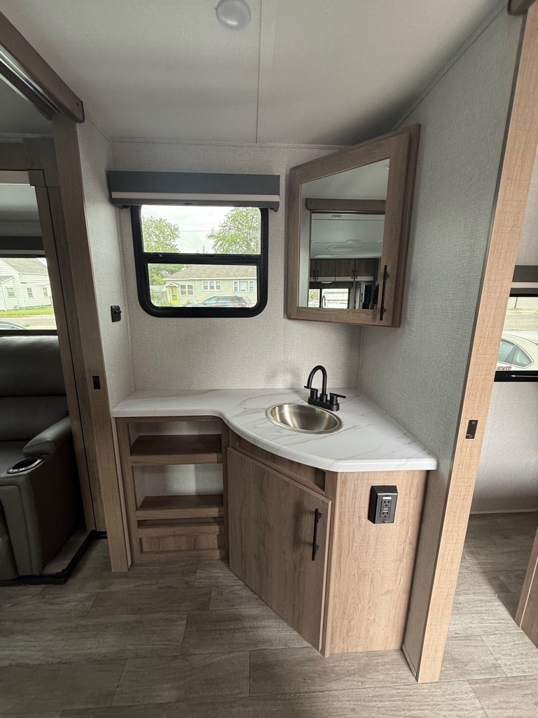 Grand Design Recreational Unknown  2023