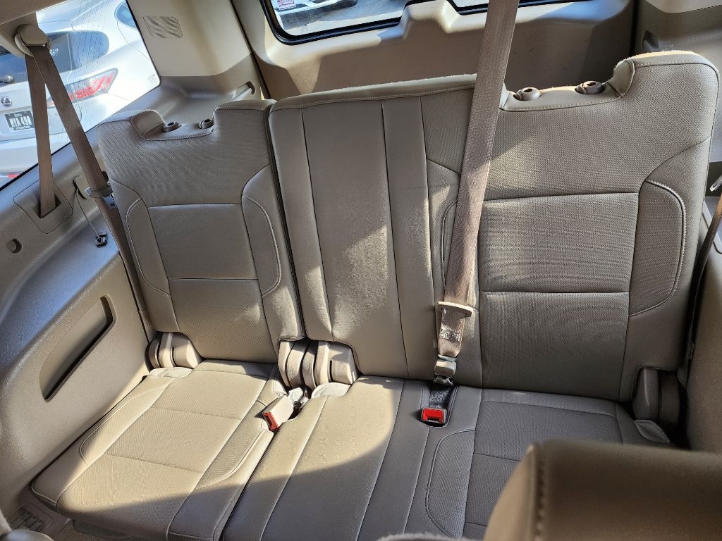 GMC Yukon XL SLT 1/2 Ton 4WD 2015 GMC Yukon XL SLT 1/2 Ton 4WD 2015