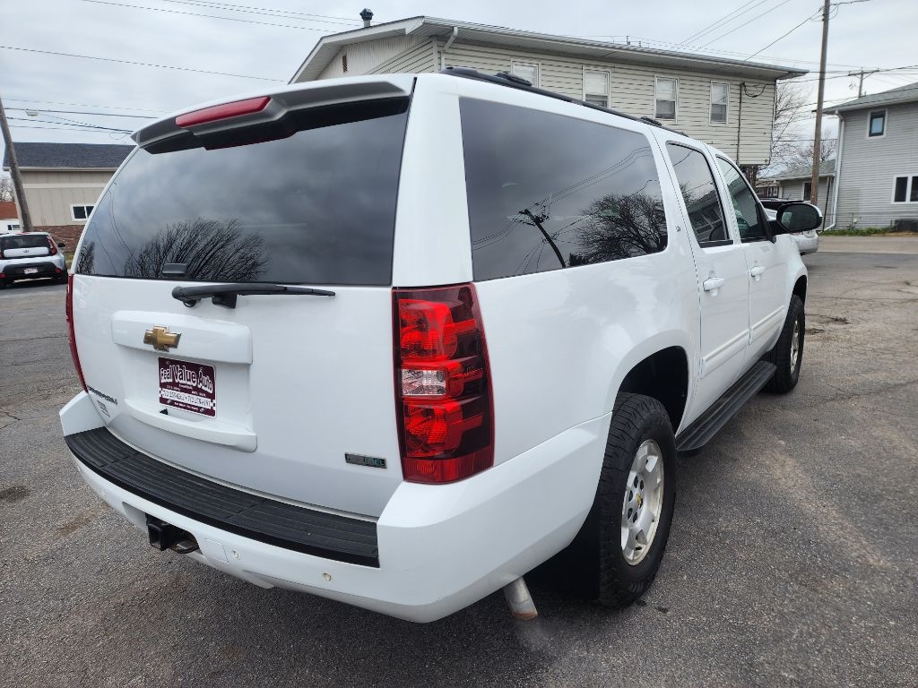 Chevrolet Suburban LT 1500 4WD 2010 Chevrolet Suburban LT 1500 4WD 2010