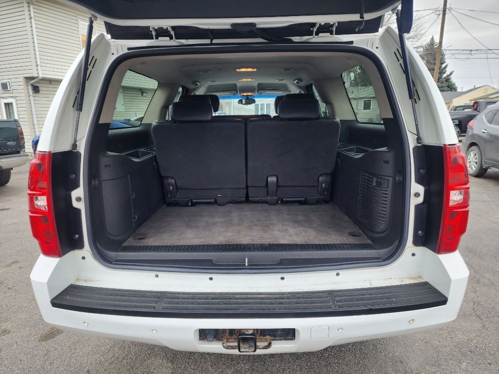 Chevrolet Suburban LT 1500 4WD 2010 Chevrolet Suburban LT 1500 4WD 2010