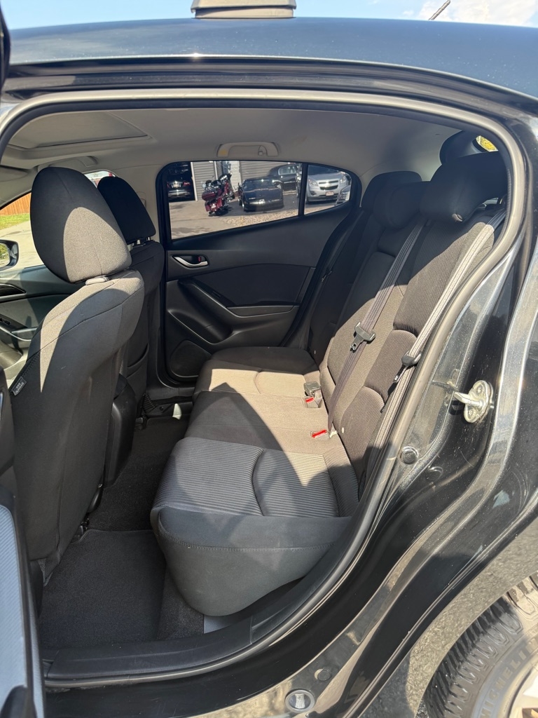 Mazda MAZDA3 i Touring AT 5-Door 2014 Mazda MAZDA3 i Touring AT 5-Door 2014