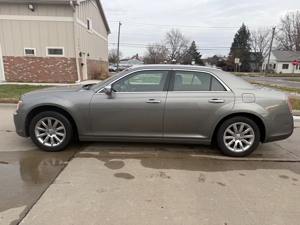 Chrysler 300 Limited RWD 2012