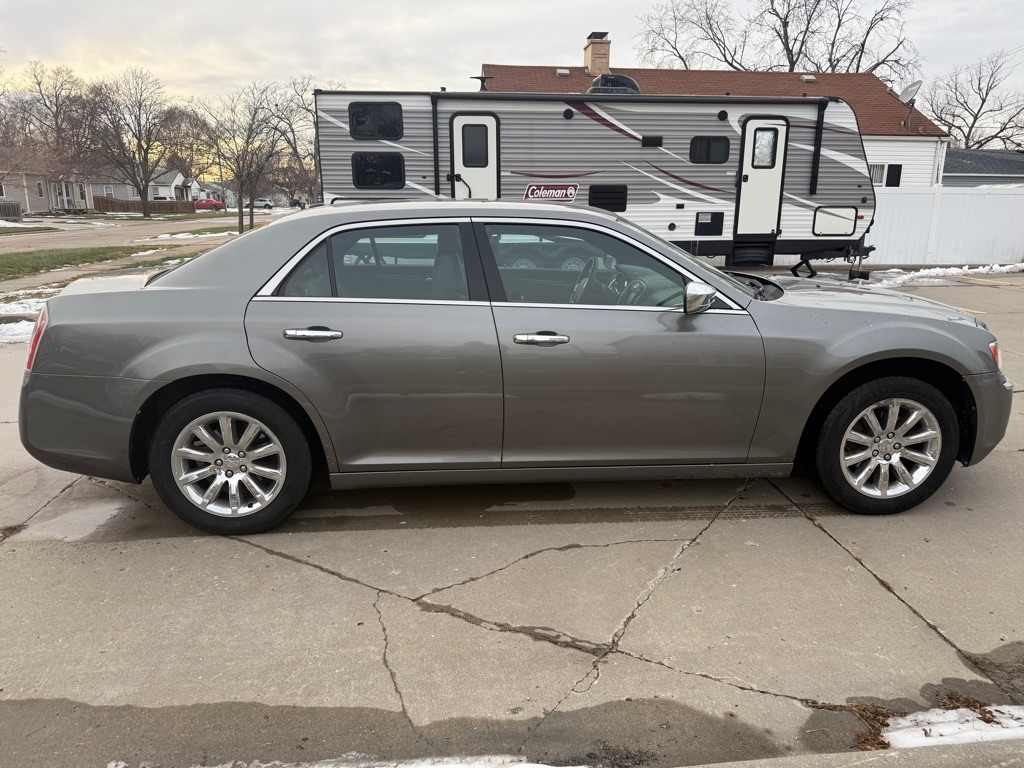 Chrysler 300 Limited RWD 2012