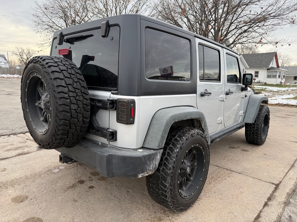 Jeep Wrangler Unlimited Rubicon 4WD 2011