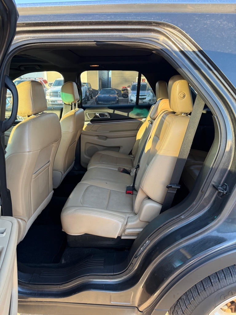 Ford Explorer Limited FWD 2016