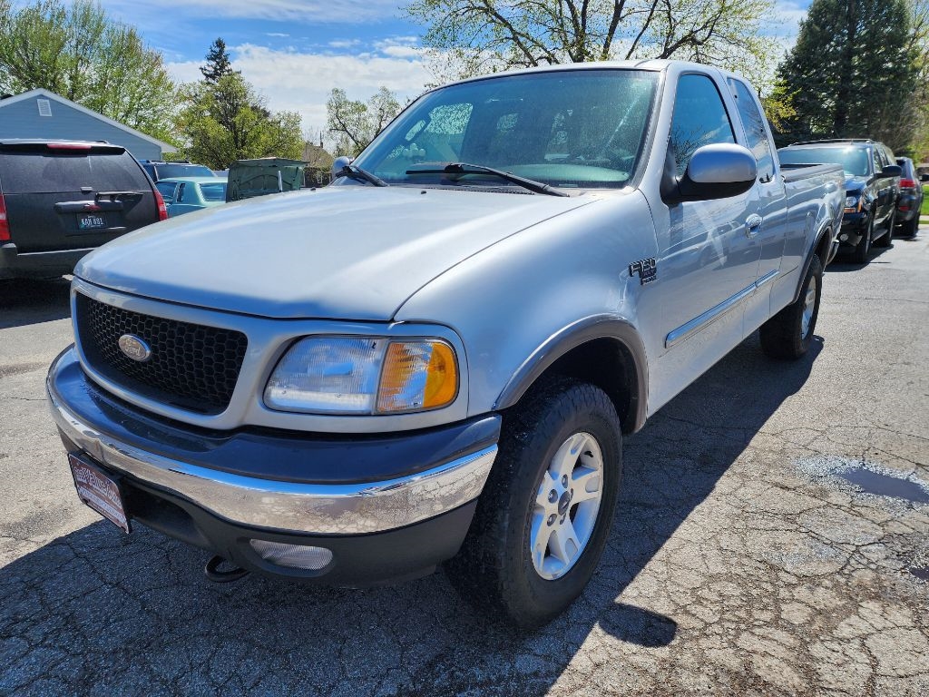 Ford F-150 XL SuperCab 4WD 2003