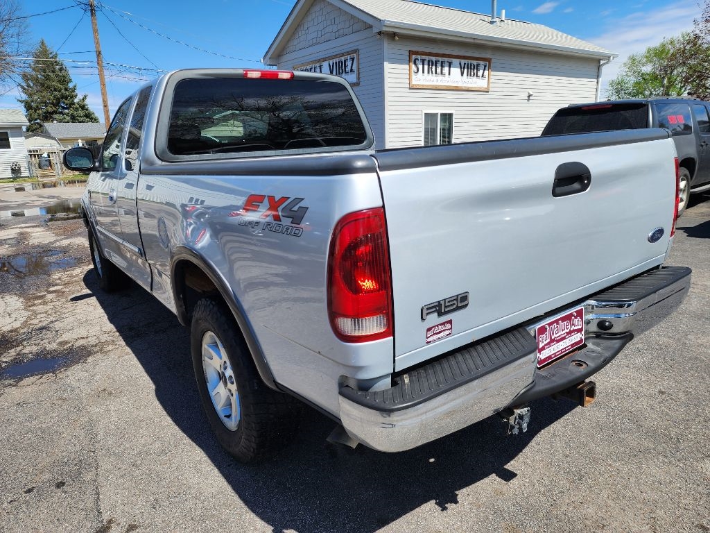 Ford F-150 XL SuperCab 4WD 2003