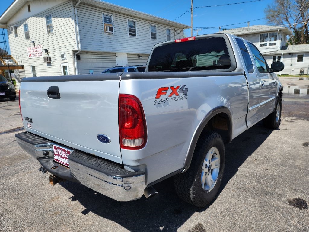 Ford F-150 XL SuperCab 4WD 2003