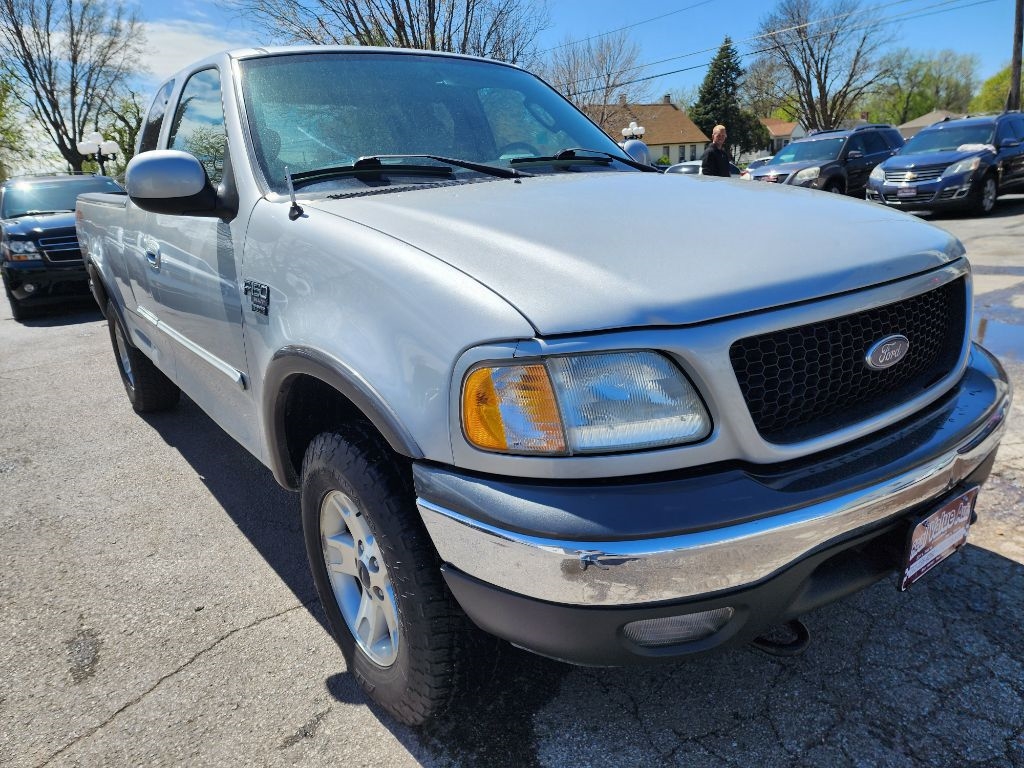 Ford F-150 XL SuperCab 4WD 2003