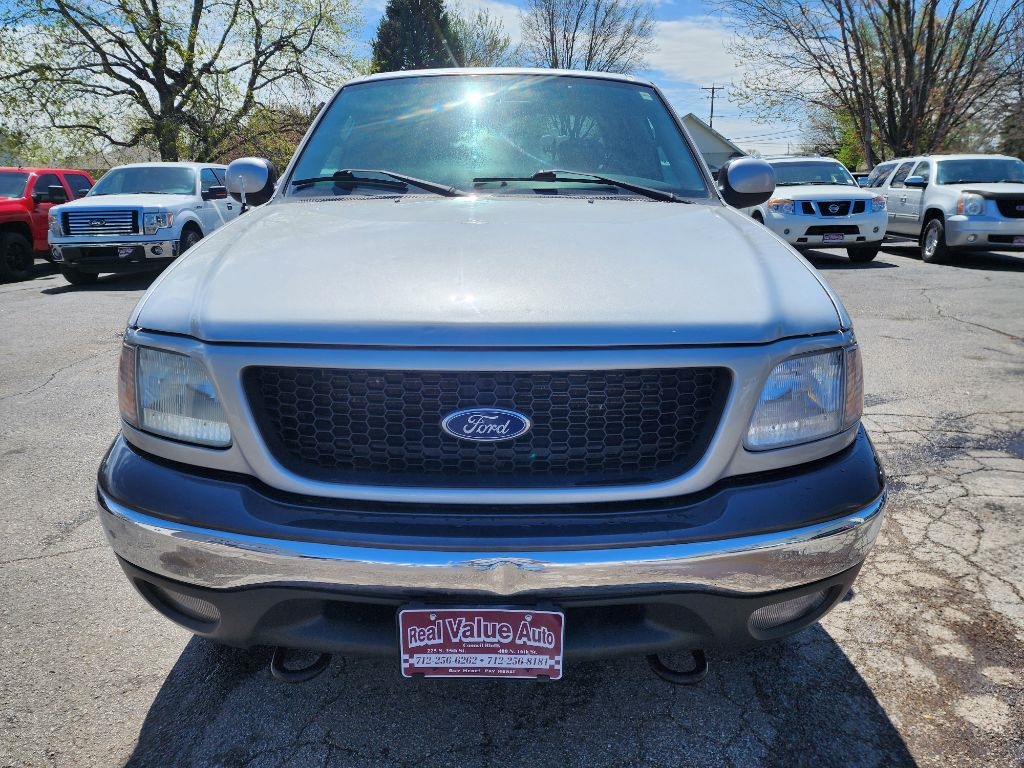 Ford F-150 XL SuperCab 4WD 2003