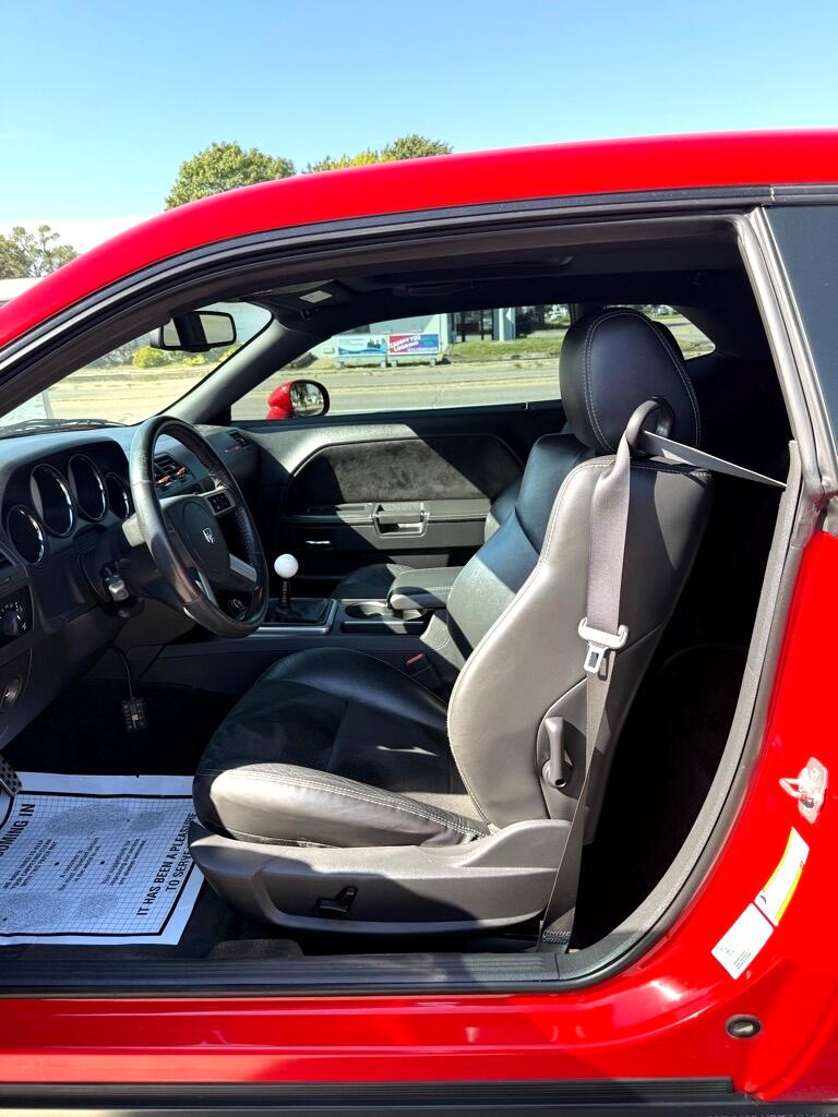 Dodge Challenger SRT8 2010