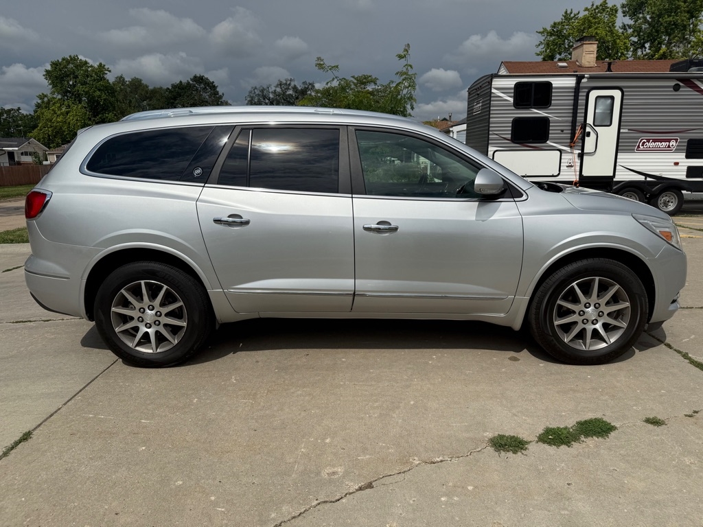 Buick Enclave Leather FWD 2017