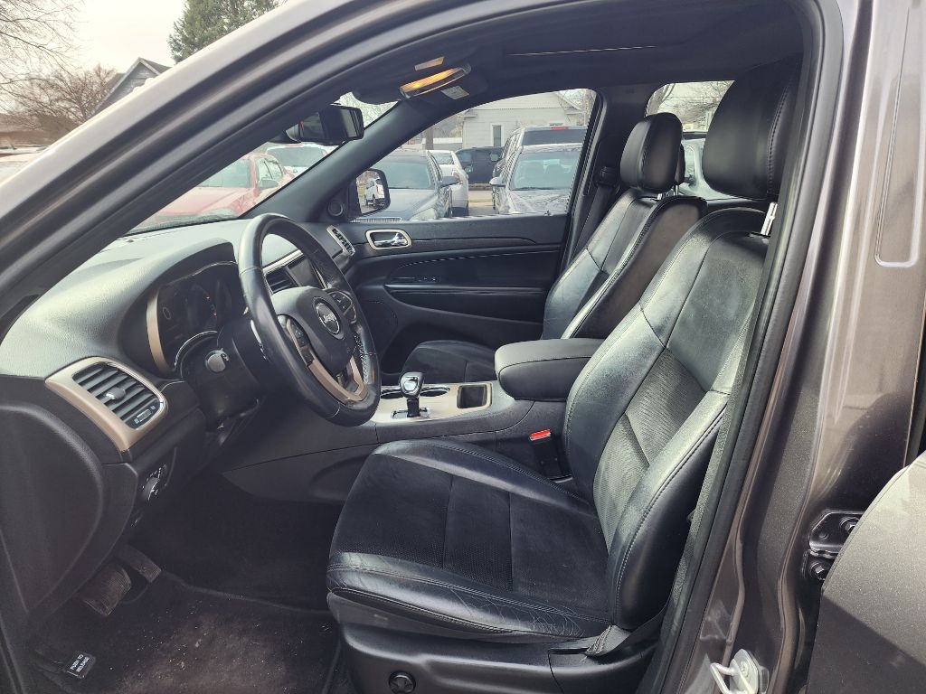 Jeep Grand Cherokee Laredo 4WD 2015