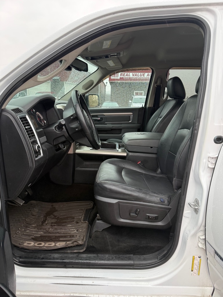 RAM 1500 SLT Crew Cab SWB 4WD 2013