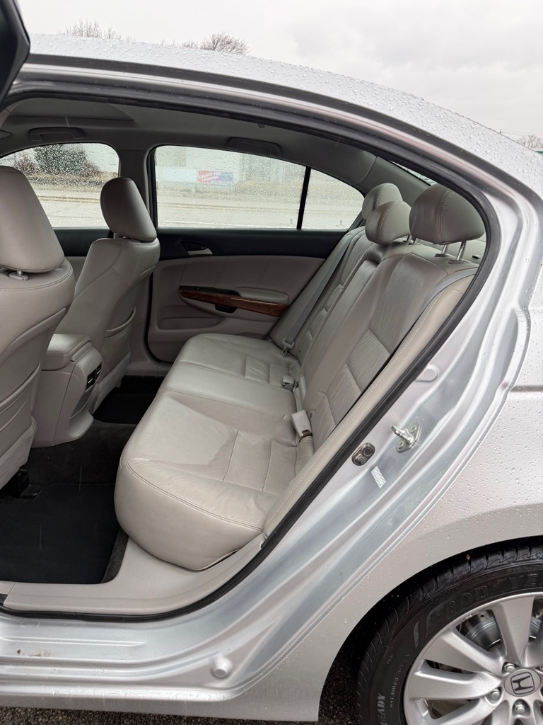 Honda Accord EX-L Sedan AT 2012