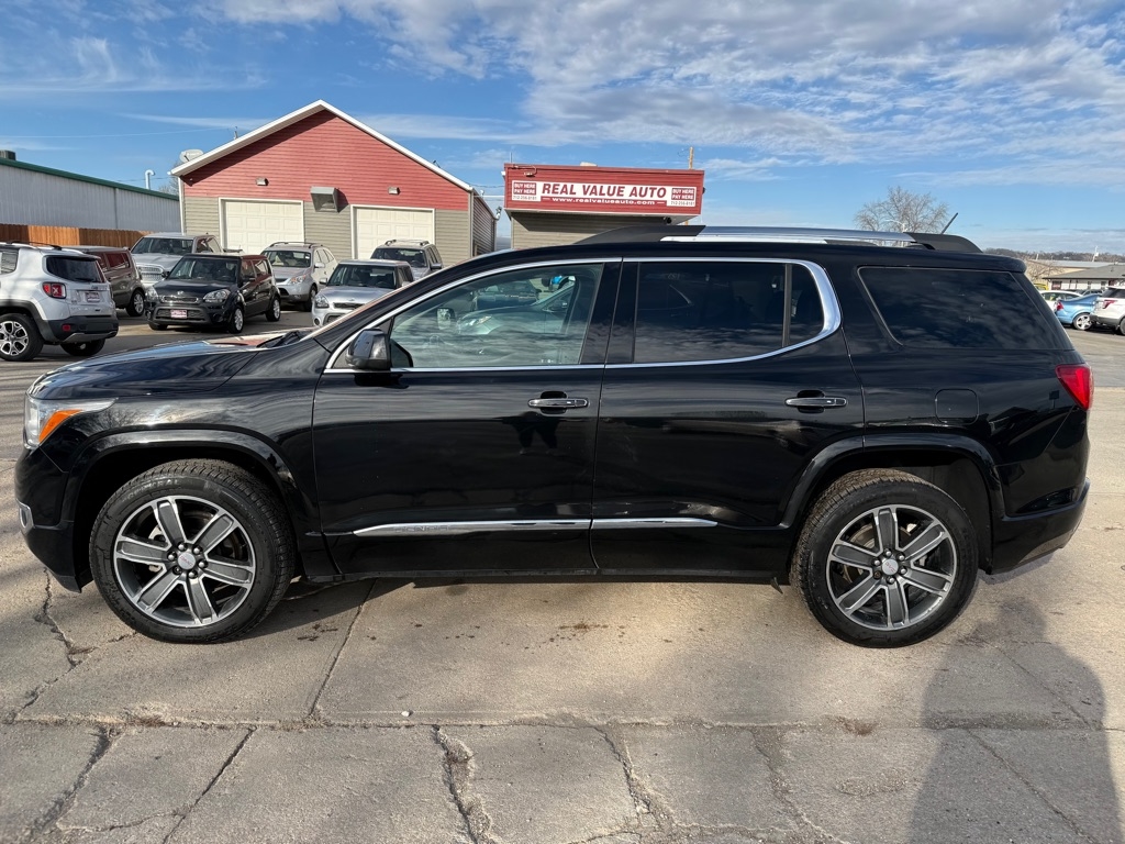 GMC Acadia Denali AWD 2017