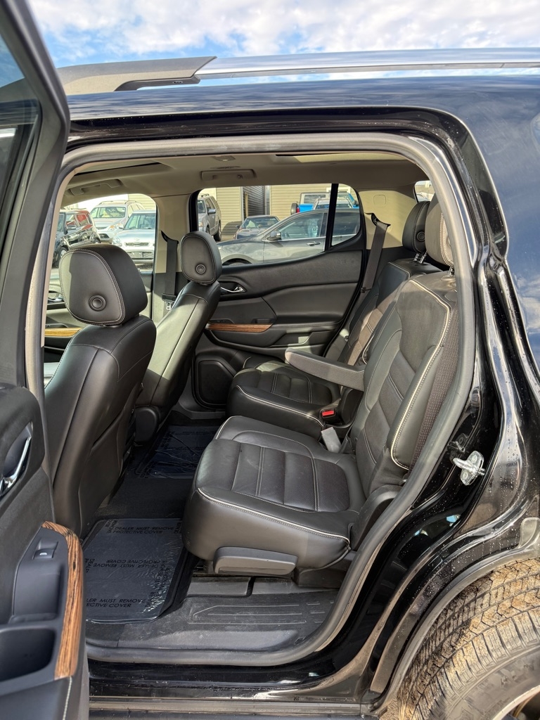 GMC Acadia Denali AWD 2017