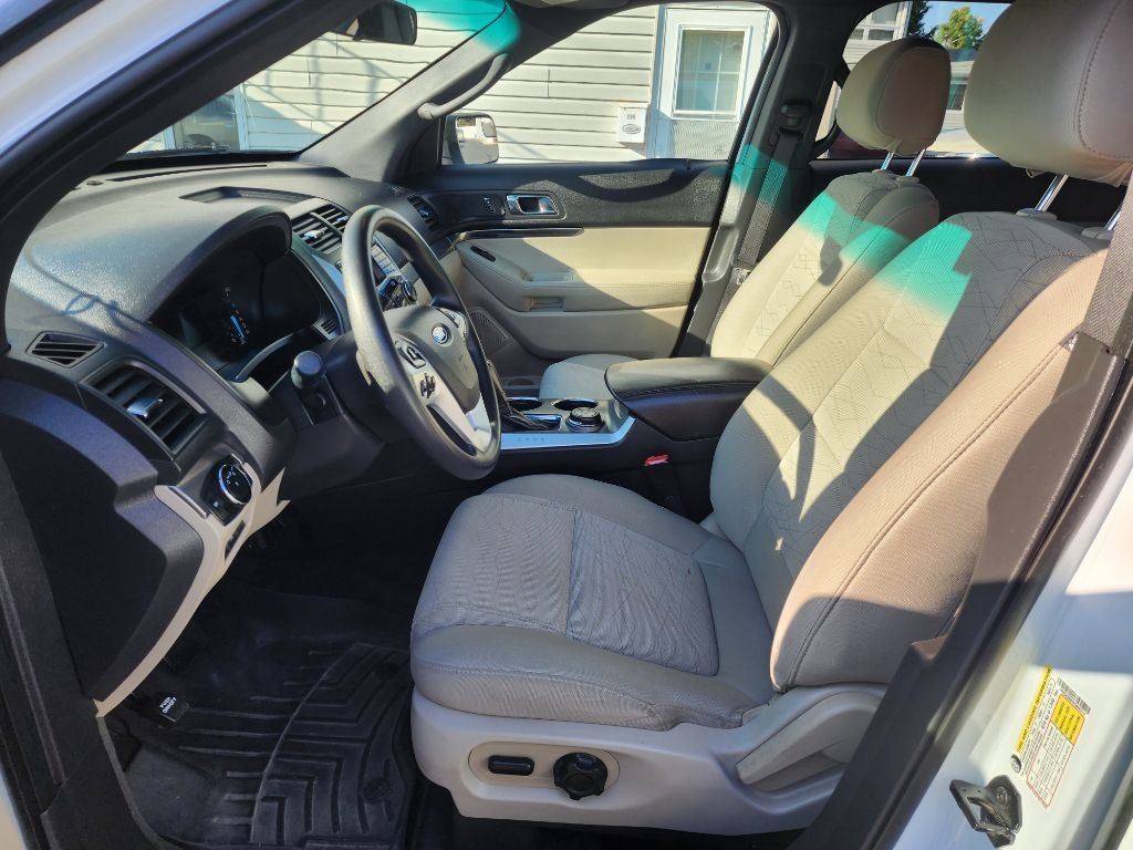 Ford Explorer Base 4WD 2014