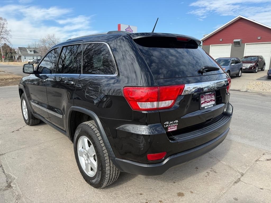 Jeep Grand Cherokee Laredo 4WD 2012