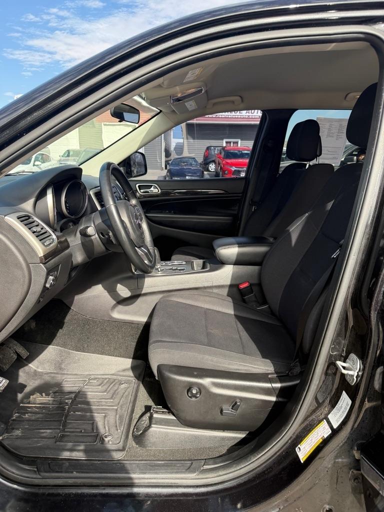 Jeep Grand Cherokee Laredo 4WD 2012