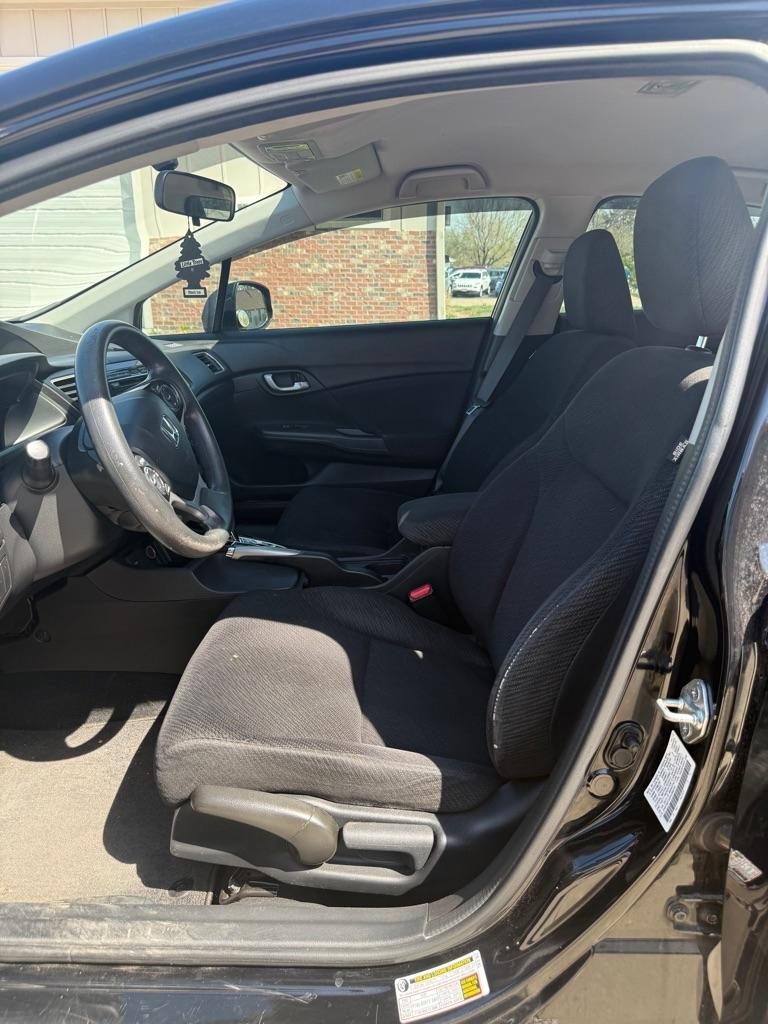 Honda Civic LX Sedan 5-Speed AT 2013