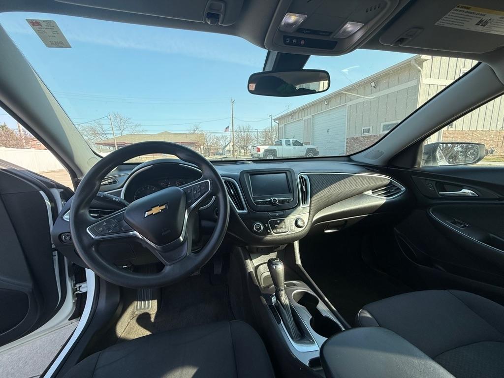 Chevrolet Malibu LS 2017