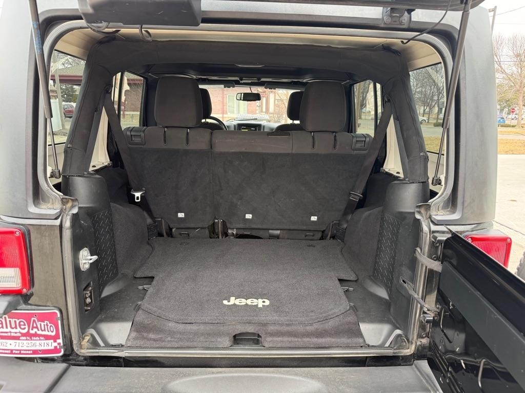 Jeep Wrangler Unlimited Sport 4WD 2017