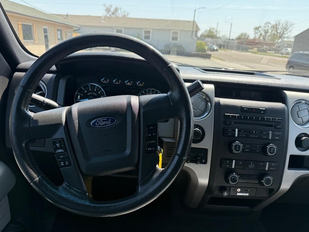 Ford F-150 XL SuperCrew 6.5-ft. Bed 4WD 2011