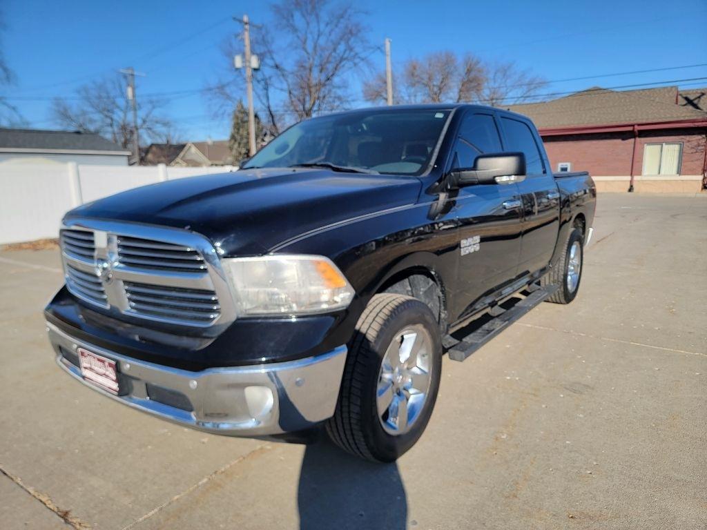 RAM 1500 SLT Crew Cab SWB 4WD 2014
