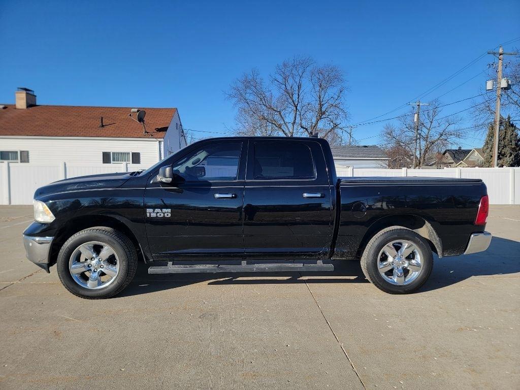 RAM 1500 SLT Crew Cab SWB 4WD 2014