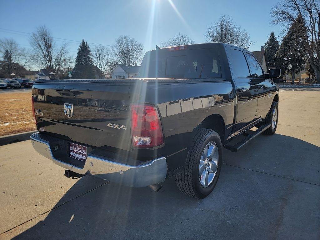 RAM 1500 SLT Crew Cab SWB 4WD 2014