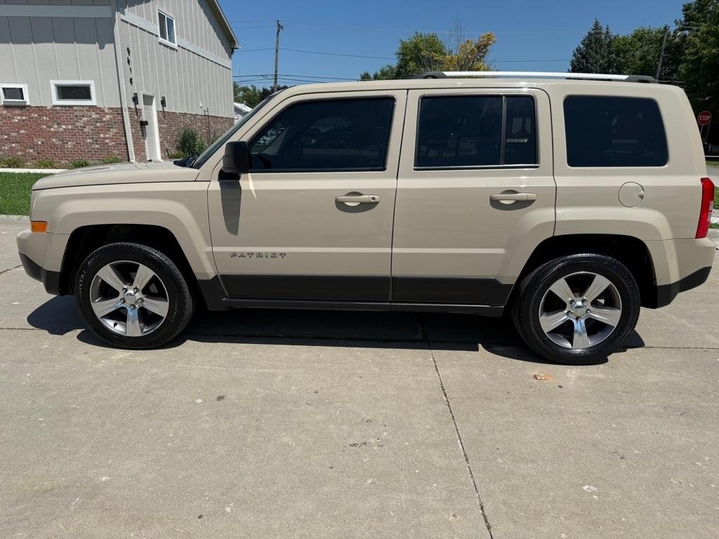 Jeep Patriot Latitude 2WD 2016