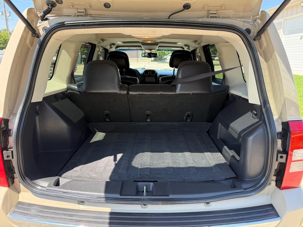 Jeep Patriot Latitude 2WD 2016