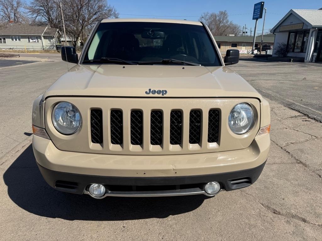 Jeep Patriot Latitude 2WD 2016